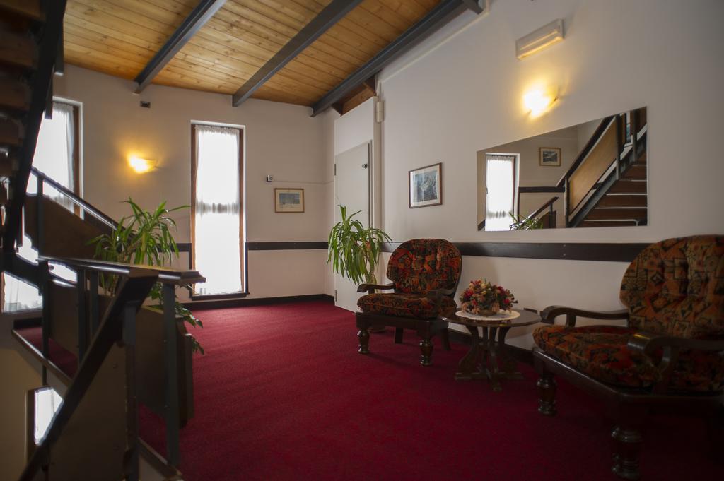Hotel Villa Ines 보르카디카도레 외부 사진